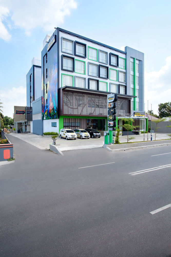 Dk Belstar Hotel Belitung Tanjung Pandan Ngoại thất bức ảnh